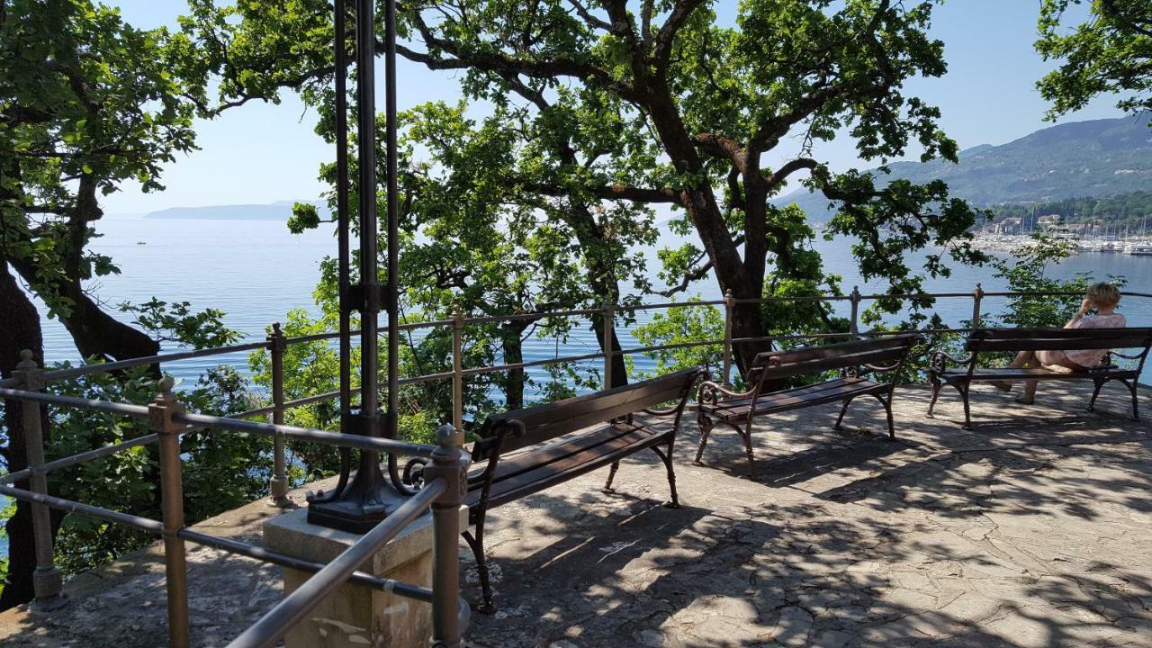 Apartment Villa Maria 10 With Swimming Pool Opatija Exterior foto