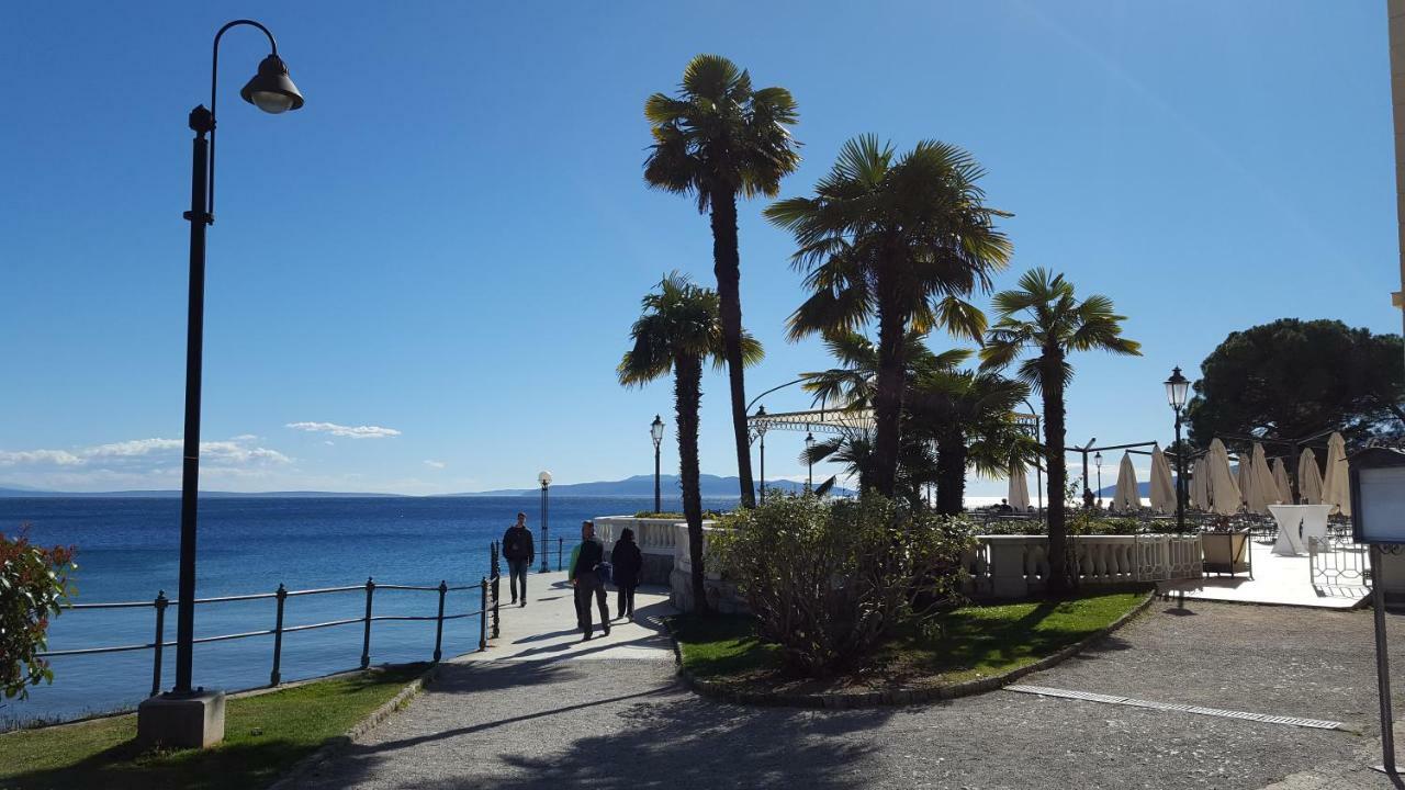 Apartment Villa Maria 10 With Swimming Pool Opatija Exterior foto